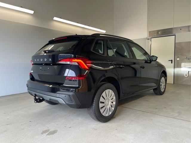 Skoda / KAMIQ / Schwarz / / / 115PS AHK+Kessy