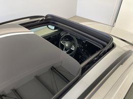 Volkswagen T-Roc R-Line 190PS 4M DSG Pano+AHK+Black+IQ.Light+IQ.Drive+eHeck+Kamera+Alu19 