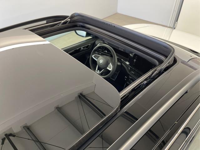 Volkswagen / T-Roc / Weiß / / / 190PS 4M DSG Pano+AHK+Black+IQ.Light+IQ.Drive+eHeck+Kamera+Alu19