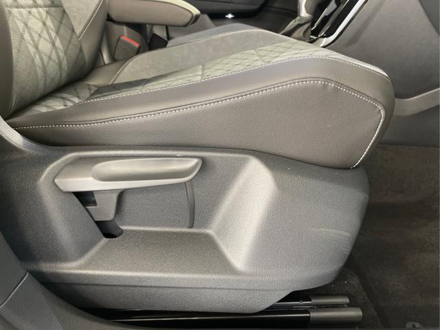 Volkswagen / T-Roc / Grau / / / 190PS 4M DSG Pano+AHK+Black+IQ.Light+IQ.Drive+eHeck+Kamera+Alu19