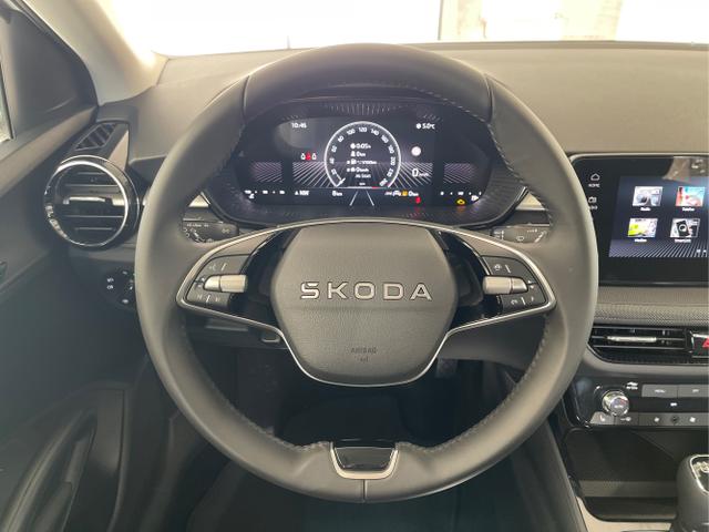 Skoda / Fabia / Weiß / / / 95PS Sitzheiz+Climatronic+SmartLink+LED+PDC+Touchscreen