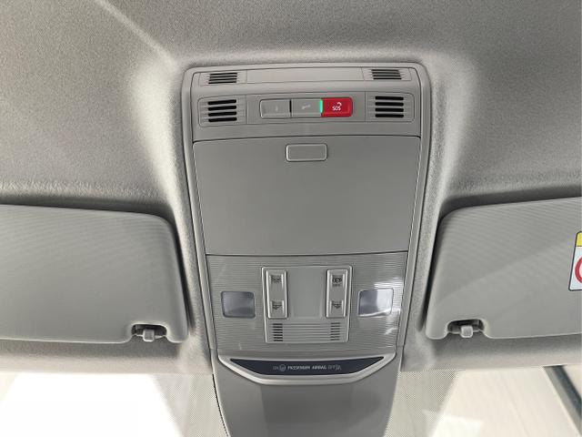 Skoda / Fabia / Weiß / / / 95PS Sitzheiz+Climatronic+SmartLink+LED+PDC+Touchscreen