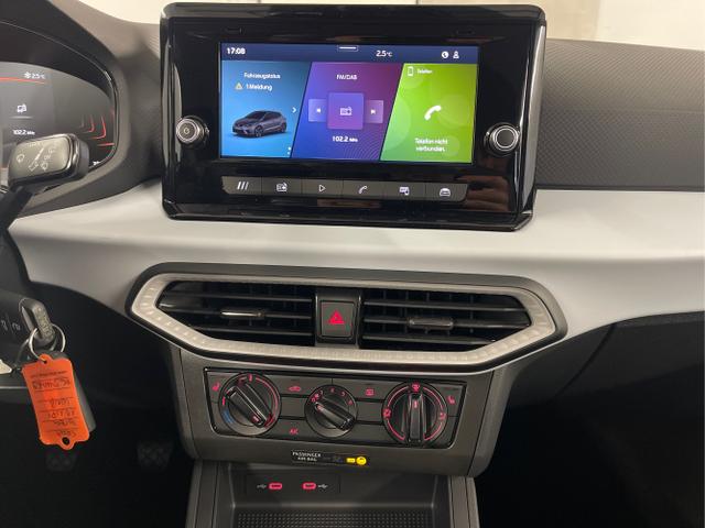 Seat / Ibiza / Schwarz / / / 80PS Sitzheizung+App-Connect+GRA+DAB+PDC+Bluetooth