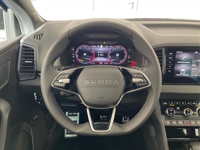 Skoda / Karoq / Blau / / / TSI 4x4 360°+19 Zoll+Navi+AHK