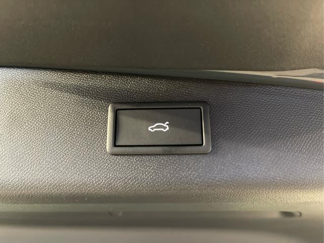 Cupra / Leon Sportstourer / Blau / / / 333PS DSG 4Drive Matrix+Navi+Winter+AHK+Intelligent Drive