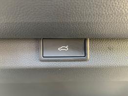 Skoda Karoq Sportline TSI 4x4 360°+19 Zoll+Navi+AHK+360°+ACC+Frontscheibe beheizbar+Travel Assist 