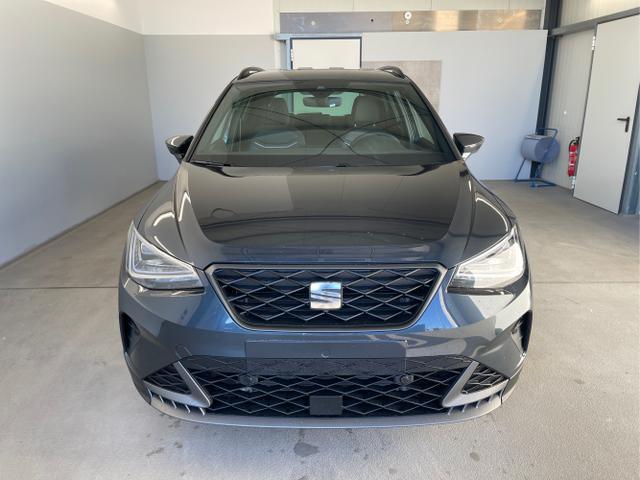 Seat / Arona / Grau / / / 115PS DSG AHK+Kamera+ACC+VollLED+Sitzheizung