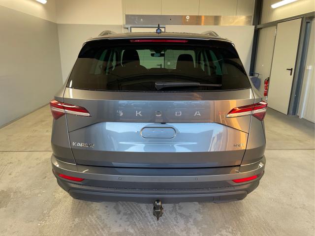 Skoda / Karoq / Grau / / / 150PS TDI DSG 4x4 AHK+Navi+ACC+Kamera+Sitzheiz+eHeck+GV5