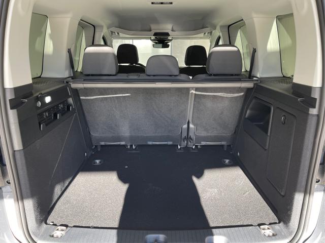 Volkswagen / Caddy / Blau / / / 115PS DSG AHK+Kamera+ACC+Parklenk+SHZ+Side Assist+App-Connect