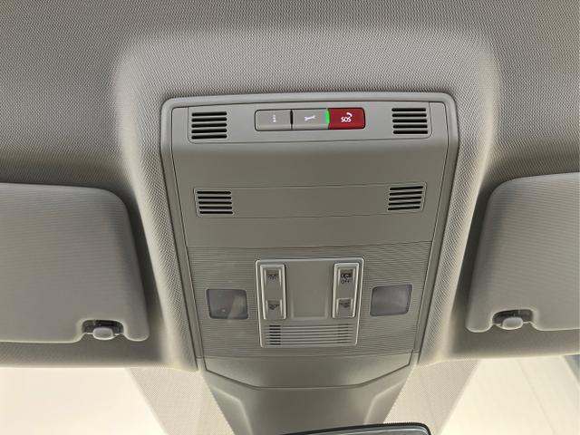 Volkswagen / T-Cross / Weiß / / / 95PS PDC vo+hi+Sitzheizung+App+Side+Travel+Stau+ACC+Klima 