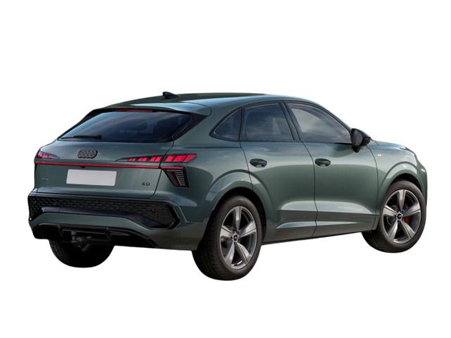 Audi Q3 NEU Sportback TFSI quattro S line TechPro+Matrix+AHK+Alu19+KlimaPlus+ExtSchwarz+DCC 