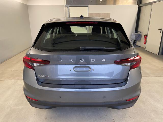 Skoda / Fabia / Grau / / / Drive 115PS GV5+Sitzheiz+AppConnect+LED+Armlehne+Touch+PDC+Nebel