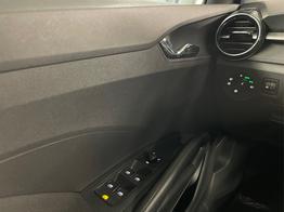 Skoda Fabia Selection 115PS AHK+Kessy+Kamera 