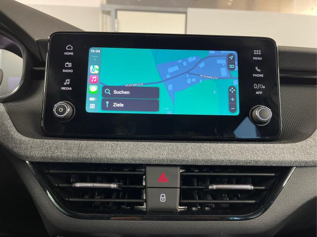 Skoda / KAMIQ / Grau / / / 115PS DSG Matrix+AHK+Kamera+PDC vor+hi+Kessy+Sitzheizung+GVL