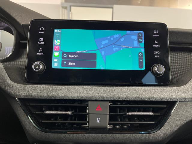 Skoda / KAMIQ / Blau / / / 115PS DSG Matrix+AHK+Kamera+PDC vor+hi+Kessy+Sitzheizung+GVL