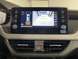 Skoda Kamiq Selection 115PS DSG Matrix+AHK+Kamera+PDC vor+hi+Kessy+Sitzheizung+GVL 