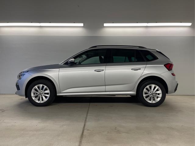 Skoda / KAMIQ / Silber / / / 115PS DSG Matrix+AHK+Kamera+PDC vor+hi+Kessy+Sitzheizung+GVL