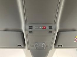 Volkswagen Touran Comfortline 7Si+IQ.Light+TrailerAss+Cam 