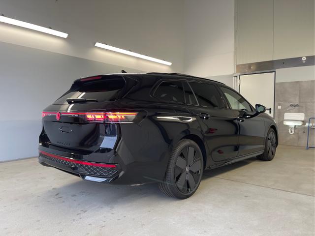 Volkswagen / Passat Variant / Schwarz / / / 265PS 4M Stdhz+Leder+AHK+DCC+Pano+Harman+Alu19+IQ.Drive+Black+HUD
