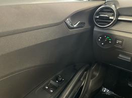 Skoda Fabia Selection 95PS Sitzheizung+Lenkradheizung+App-Connect+GRA+GVL+ParkPilot 