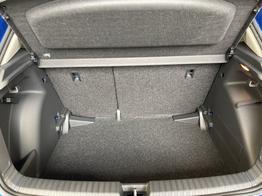 Skoda Fabia Selection 95PS Sitzheizung+Lenkradheizung+App-Connect+GRA+GVL+ParkPilot 