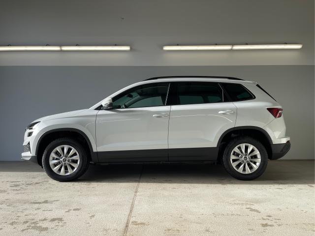 Skoda / Karoq / Weiß / / / 150PS DSG AHK+Kamera+ACC+Kessy+Kamera+ParkPilot vo+hi+App