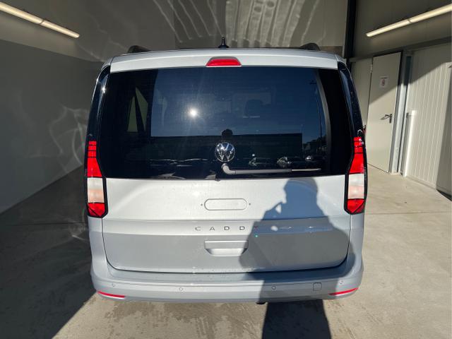 Volkswagen / Caddy / Silber / / / 115PS DSG AHK+7 Sitze+Assistenzpaket