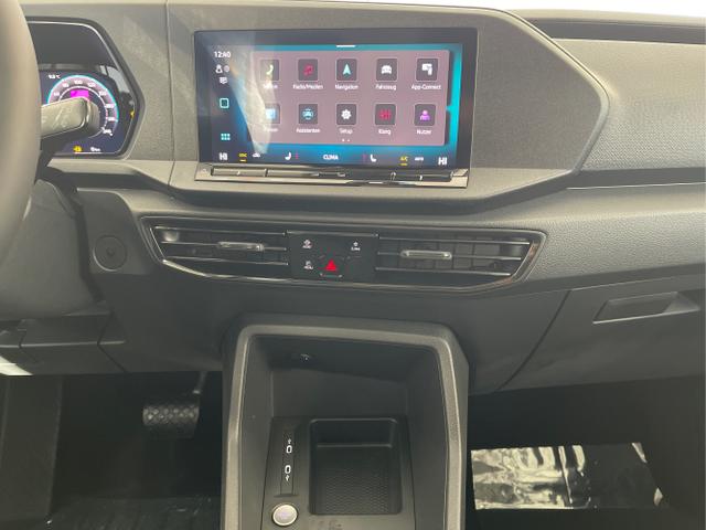 Volkswagen / Caddy / Blau / / / 115PS DSG AHK+7 Sitze+Assistenzpaket