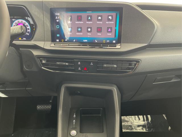 Volkswagen / Caddy / Grau / / / 115PS DSG AHK+7 Sitze+Assistenzpaket