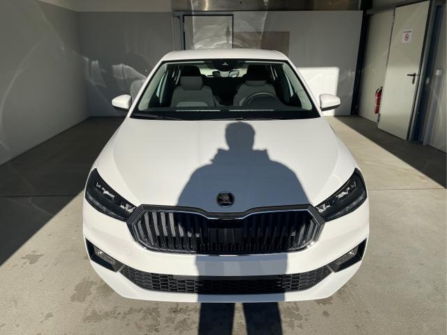 Skoda / Fabia / Weiß / / / 95PS Sitzheizung+Lenkradheizung+App-Connect+GRA+GVL+ParkPilot