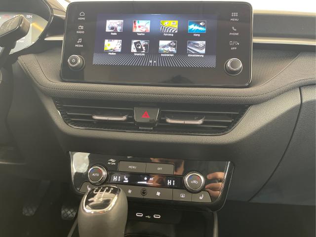 Skoda / Fabia / Weiß / / / 95PS Sitzheizung+Lenkradheizung+App-Connect+GRA+GVL+ParkPilot