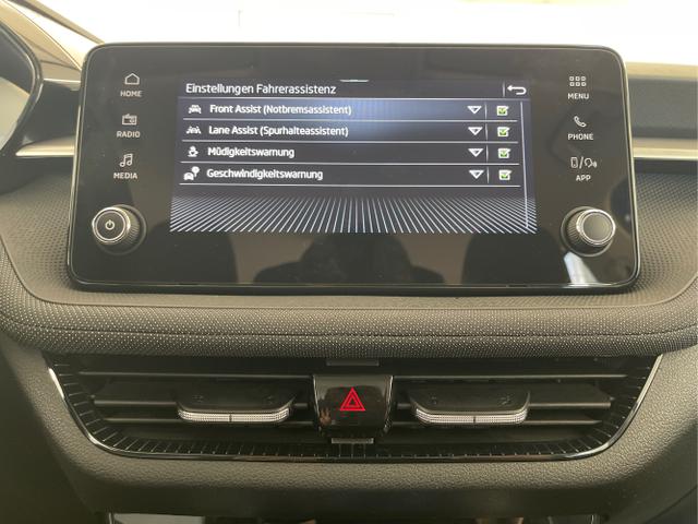 Skoda / Fabia / Weiß / / / 95PS Sitzheizung+Lenkradheizung+App-Connect+GRA+GVL+ParkPilot