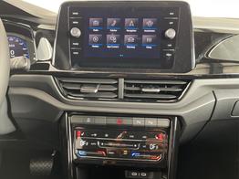 Volkswagen T-Roc Style TDI DSG Pano+Black Style+AHK+Navi+ergoActive+IQ.Drive+Kamera+Keyless 