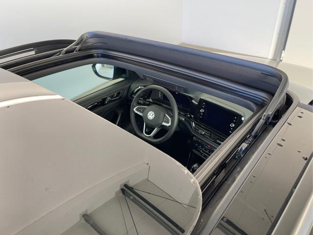 Volkswagen / T-Roc / Weiß / / / TDI DSG Pano+Black Style+AHK+Navi+ergoActive+IQ.Drive+Kamera+Keyless
