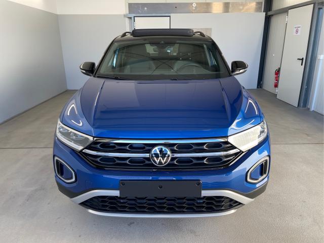 Volkswagen / T-Roc / Blau / / / TDI DSG Pano+Black Style+AHK+Navi+ergoActive+IQ.Drive+Kamera+Keyless