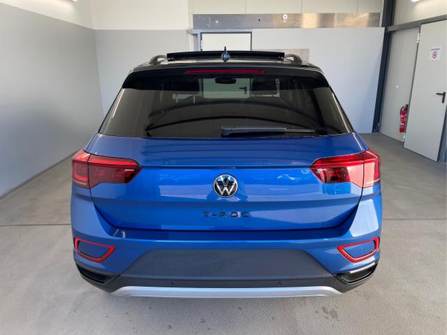 Volkswagen / T-Roc / Blau / / / TDI DSG Pano+Black Style+AHK+Navi+ergoActive+IQ.Drive+Kamera+Keyless