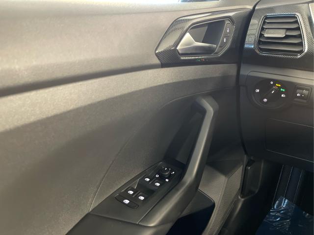 Volkswagen / T-Cross / Gelb / / / 95PS PDC vo+hi+Shz+App+Side+Travel