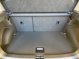 Volkswagen T-Cross 95PS PDC vo+hi+Shz+App+Side+Travel 