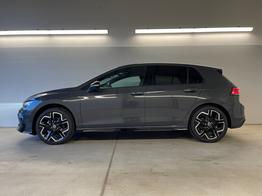 Volkswagen Golf R-Line 150PS DSG+Black Style+AHK+Navi+Winter+360°+Side Assist+3-Zonen-Klima 