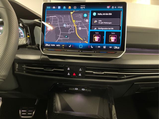 Volkswagen / Golf / Grau / / / 150PS DSG+Black Style