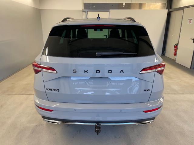 Skoda / Karoq / Grau / / / TSI 4x4 360°+19 Zoll+Navi+AHK+360°+ACC+Frontscheibe beheizbar+Travel Assist