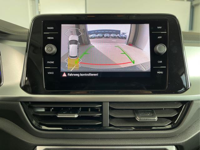 Volkswagen / T-Roc / Blau / / / 150PS AHK+Keyless+Kamera+ACC+Sitzheiz+Climatronic+Alu17