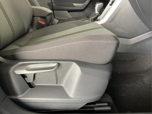 Volkswagen / T-Roc / Silber / / / 150PS AHK+Keyless+Kamera+ACC+Sitzheiz+Climatronic+Alu17