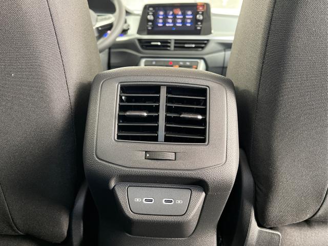 Volkswagen / T-Roc / Silber / / / 150PS AHK+Keyless+Kamera+ACC+Sitzheiz+Climatronic+Alu17