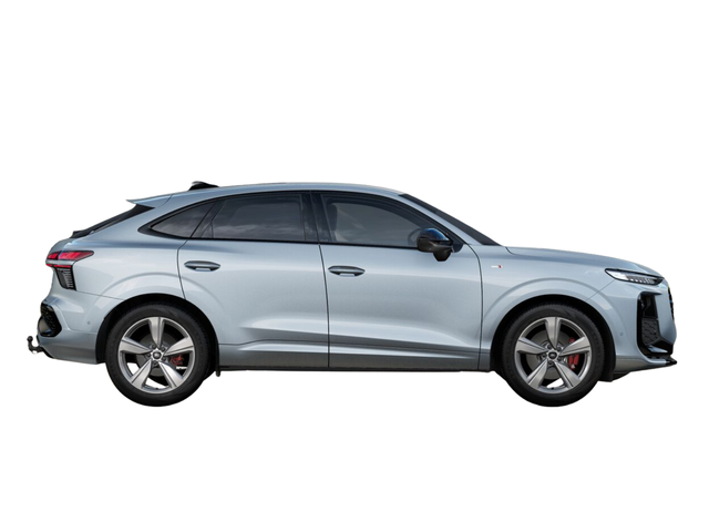 Audi Q3 Sportback NEU TFSI quattro S line TechPro+Matrix+AHK+Alu19+KlimaPlus+ExtSchwarz+DCC 