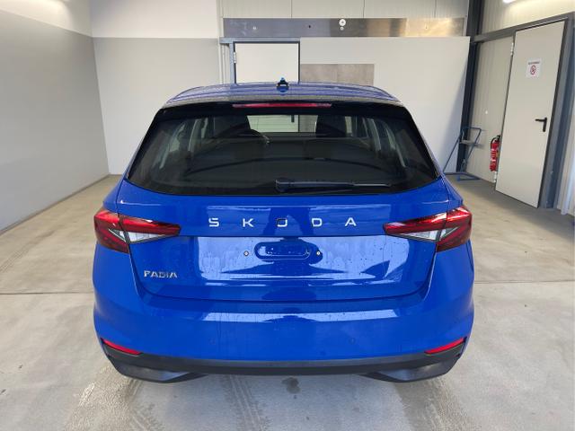 Skoda / Fabia / Blau / / / 95PS AHK+Sitzheizung+Lenkradheizung