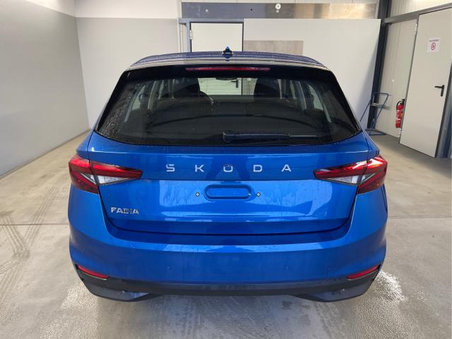 Skoda / Fabia / Blau / / / 95PS AHK+Sitzheizung+Lenkradheizung