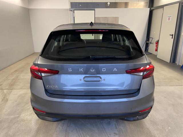 Skoda / Fabia / Grau / / / 95PS AHK+Sitzheizung+Lenkradheizung