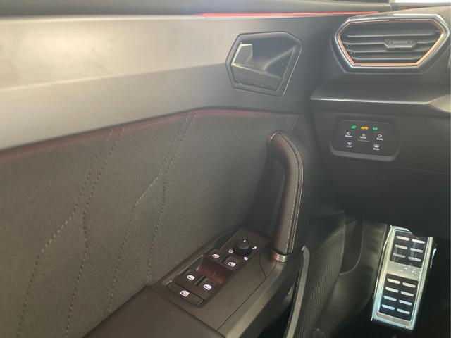 Cupra / Leon Sportstourer / Blau / / / 150PS TDI DSG AHK+Kamera+el. Heckklappe