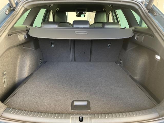 Cupra / Leon Sportstourer / Grau / / / 150PS TDI DSG AHK+Kamera+el. Heckklappe